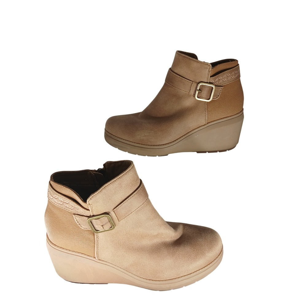 BOBS Skechers Wedge Ankle Boots 9 Chestnut Tan Boho Buckle Memory Foam 114617